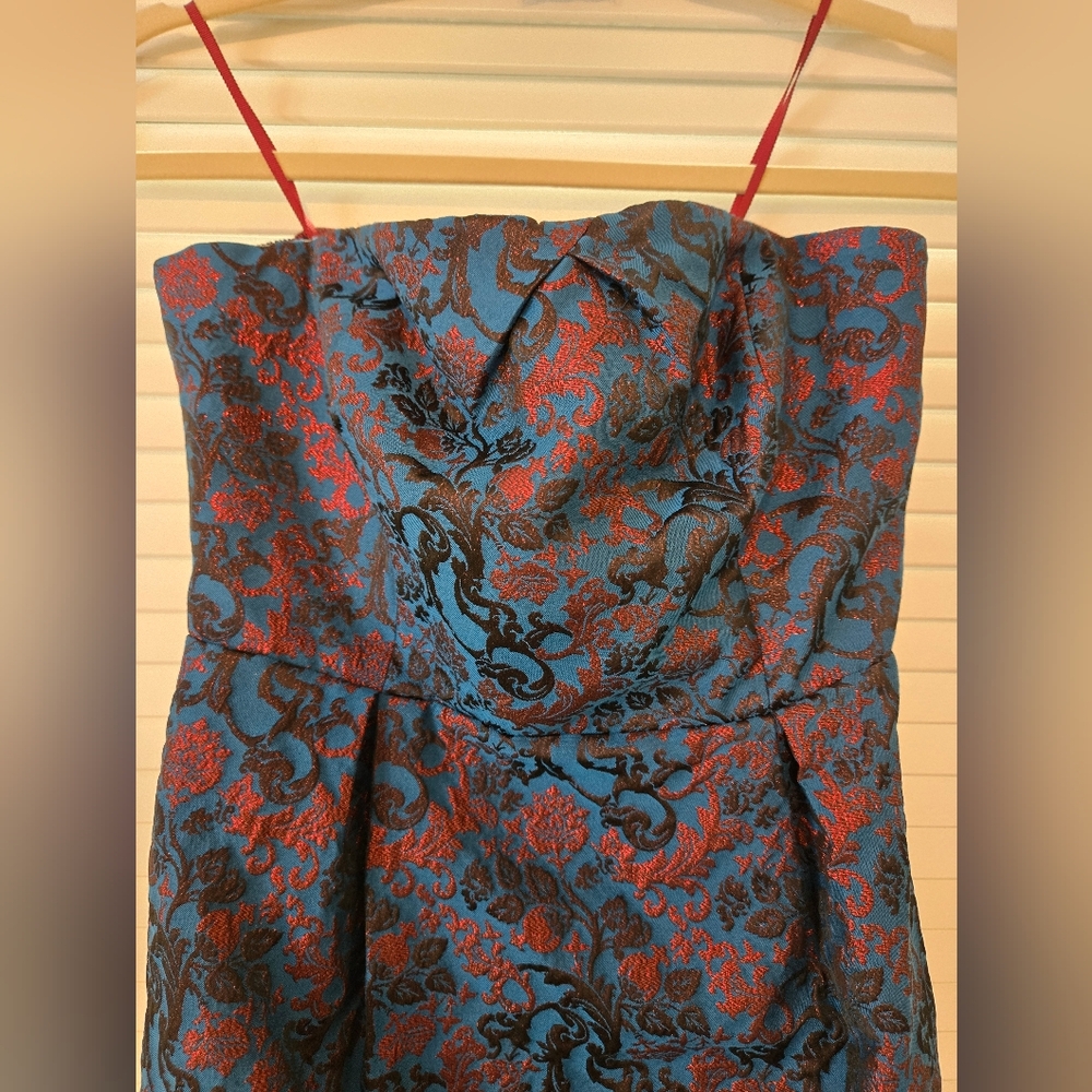 Anthropologie Sz 6 Leifnotes has Pockets Strapless/ Removable Straps Dress